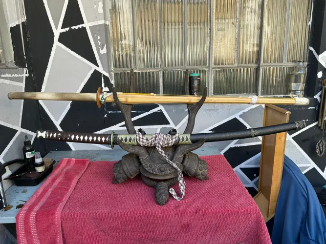 Suporte para espada katana