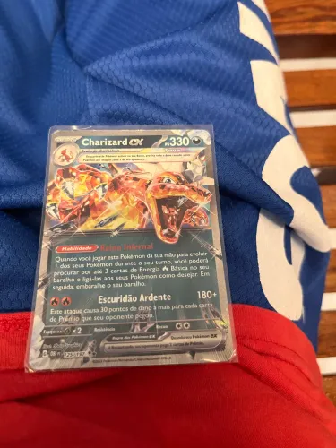 Carta Charizard 
