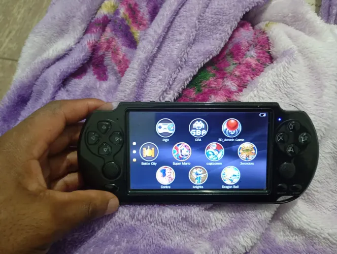 Vendo vídeo game portátil