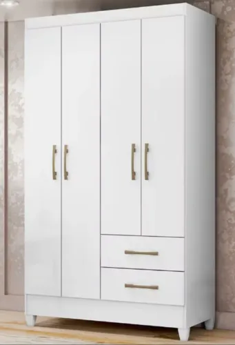 Guarda Roupa (4 portas e 3 gavetas)