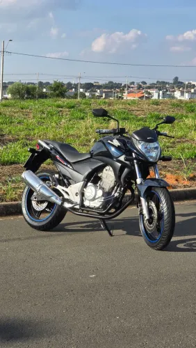 Moto Honda CB300R 2012 Azul