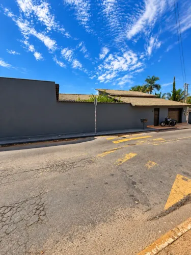 Casas 5 Quartos ou + para Venda em Goiânia, Loteamento Grande Retiro, 5 dormitórios, 2 suí