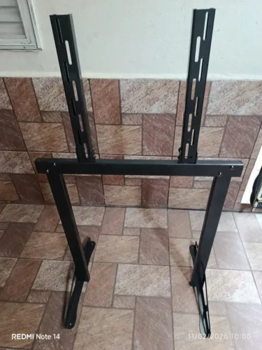 SUPORTE TV / STAND TV PLAYSEAT PARA COCKPIT