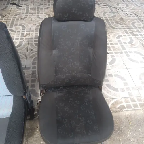 Banco do motorista fiorino ou uno