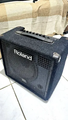 Roland KC-150 Cubo Amplificador KC150