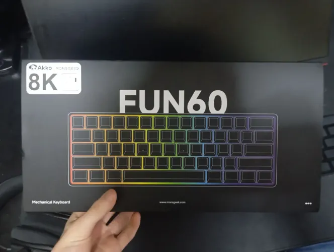 Teclado magnético Akko x Monsgeek FUN60