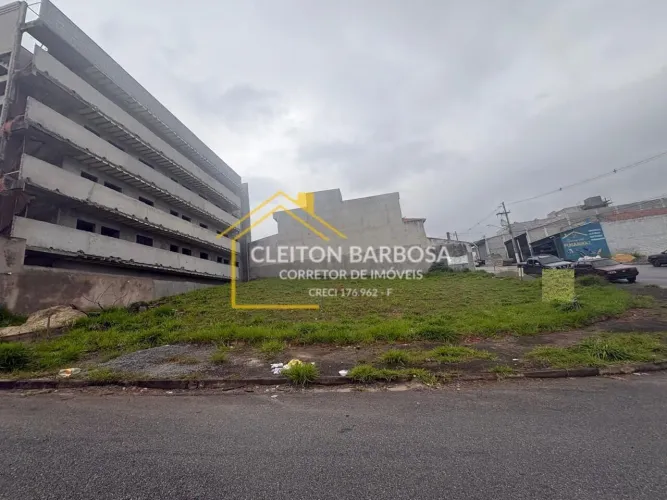 Terreno comercial em Loteamento à Venda no Bairro Laranjeiras 150m² - Caieiras-SP