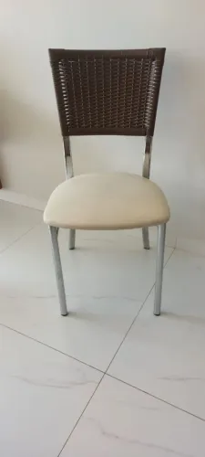 Jogo de 4 cadeiras em aço inox, almofadada 