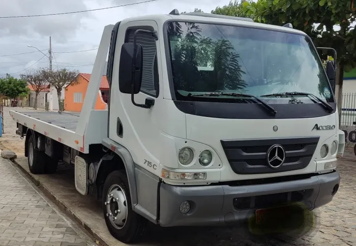 Mercedes Benz Accelo 2003/2003 plataforma