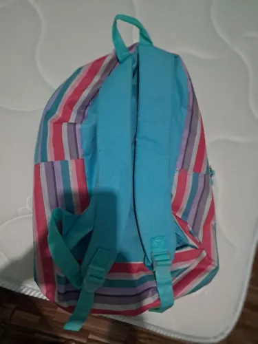 Vendo duas mochilas espaçosas super conservadas