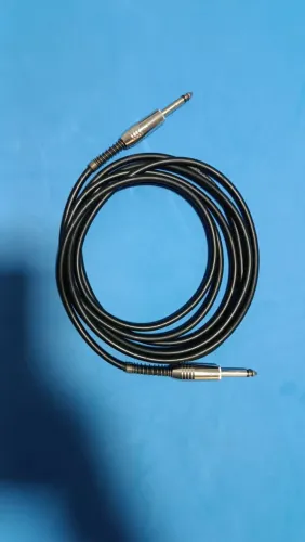 Cabo de Guitarra - 3 metros