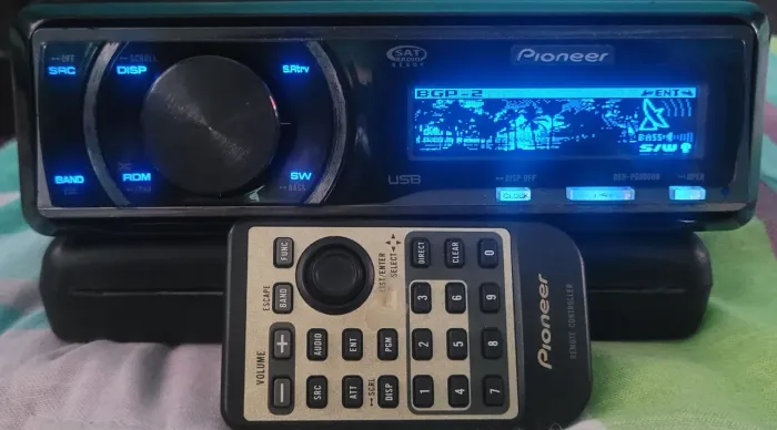 Rádio Pioneer DEH-6000UB