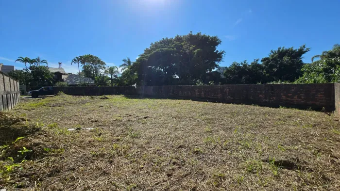 Terreno na praia da Daniela