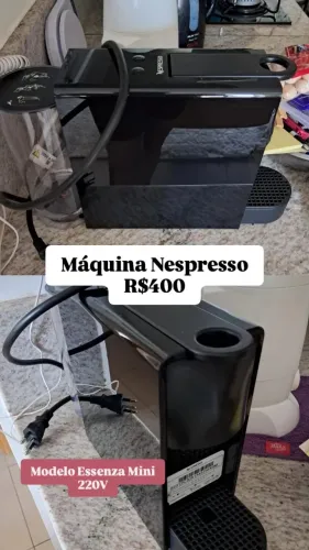 Cafeteira Nespresso Essenza Mini