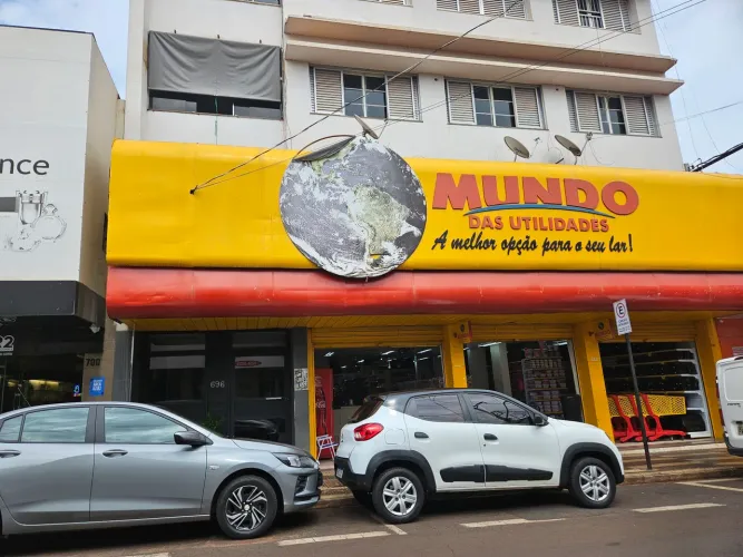 Apto em no centro ituiutaba . Mg 3 qtos no centro