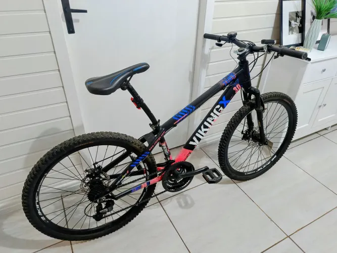 Bicicleta VikingX Tuff 30 Aro 26 - Quadro 17 - 21 Marchas