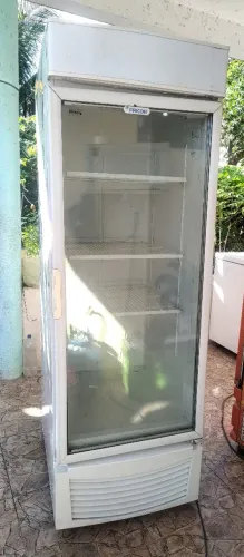 freezer expositor vertical fricon congelamento 565 litros 220V super conservado