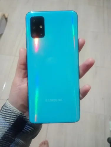 Celular funcionando perfeitamente por 350! Galaxy A51