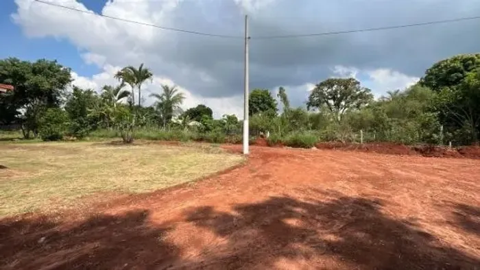 Terreno parcelado com o proprietário- Entrada facilitada