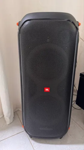 JBL 710