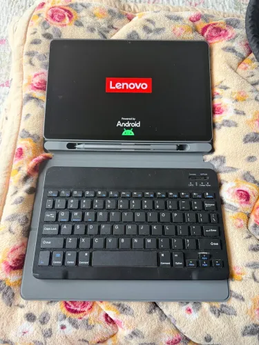 Tablet Lenovo Idea Tab Oct Core 8GB RAM 128GB com Capa e Caneta