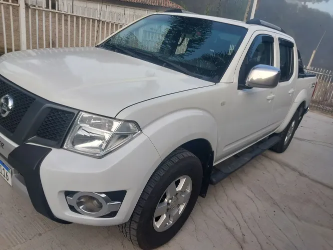 Nissan Frontier S CD 4X4 2.5 TB Diesel 2015