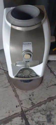 Gela água funcionando perfeitamente