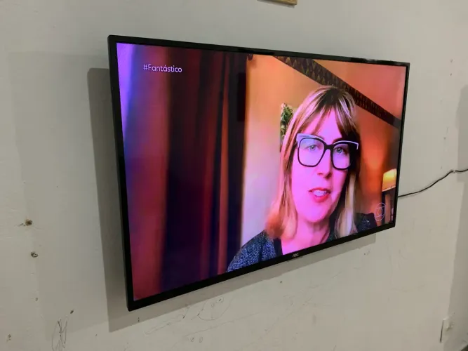 Vendo tv 43 polegadas AOC , Funcionando perfeitamente