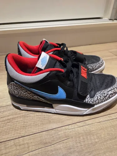 Tênis Nike Air jordan legacy 13