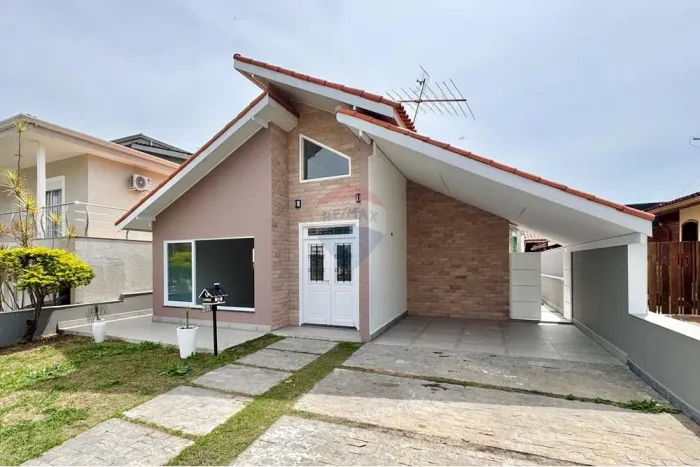 Casa Térrea no condomínio Ecopark