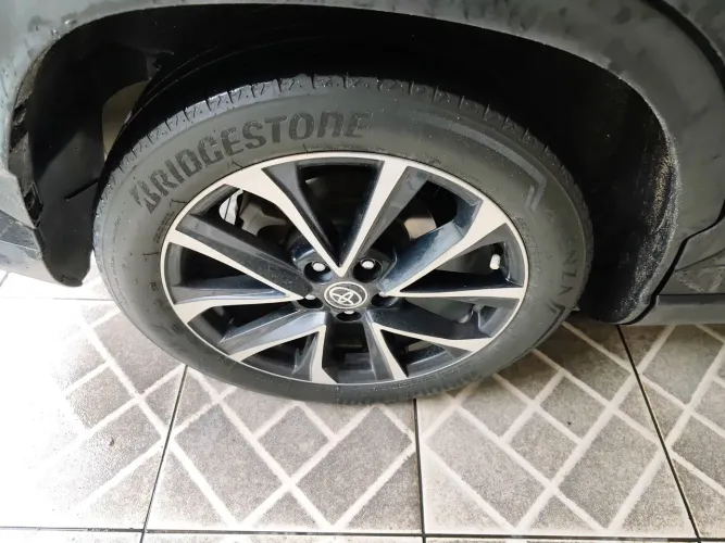 Pneus Bridgestone 225 50 R18 Corolla Cross 