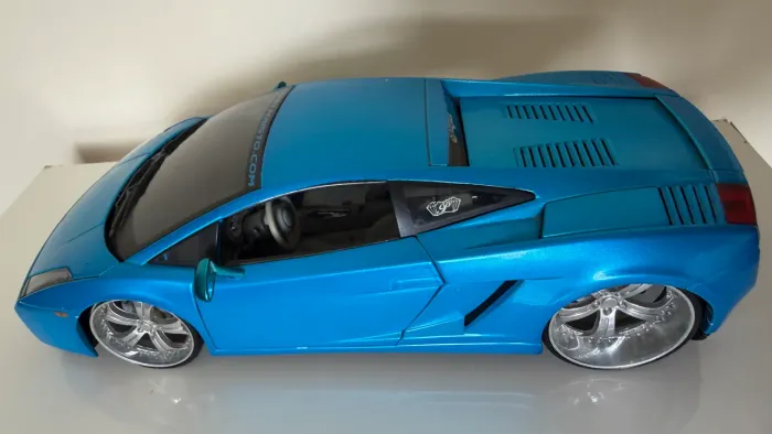 Miniatura Lamborghini Gallardo Maisto Azul Colecionável 1/18 (Usado)