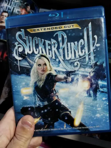 Blu-ray Sucker Punch Mundo Surreal Versão do Diretor