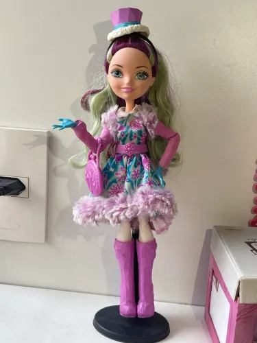 Ecver After High Madeline Hatter Feitiço de Inverno