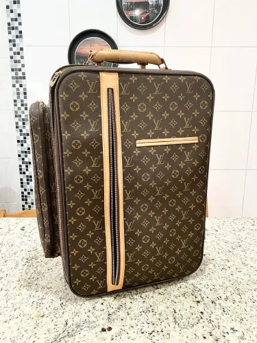 Mala de viagem Louis Vuitton