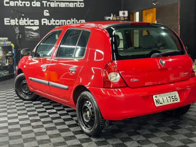 Renault Clio Campus Hi-flex 1.0 16V 5P 2010