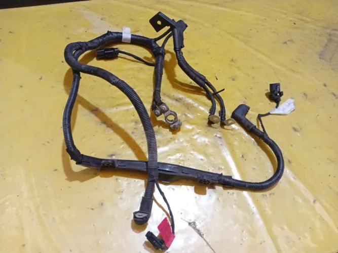 Chicote Alternador E Motor Arranque Hyundai I30 Auto 2011