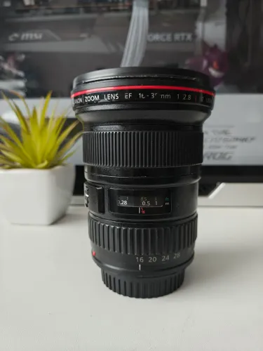 Canon EF 16-35mm f2.8 L II