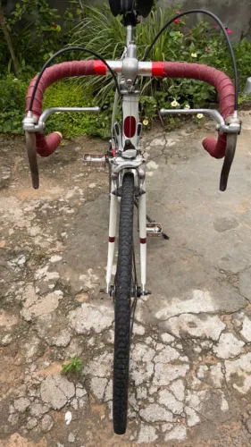 VENDE-SE UMA BIKE CALOI 10 SPEED ANTIGA