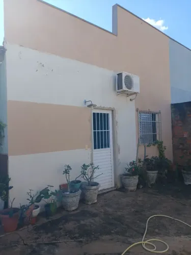 Casa para venda tem 250 metros quadrados com 2 quartos em Osmar Cabral - Cuiabá - MT