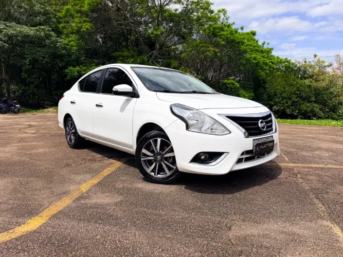 Nissan Versa SL 1.6 16V Flexstart 4P Aut. 2020