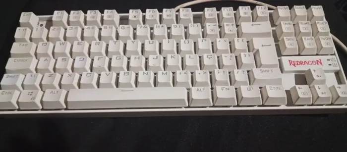 TECLADO MECÂNICO REDRAGON RGB