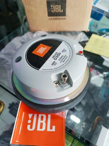 Driver D350 pancadão JBL 