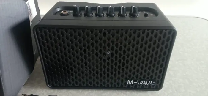 Amplificador M-Vave SP-100 para guitarra, cor preta de 5W