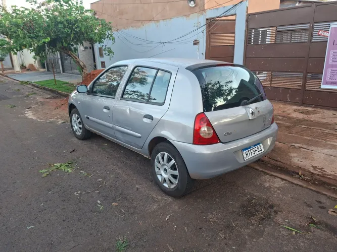 Renault Clio Campus Hi-flex 1.0 16V 5P 2009