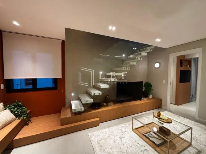Apartamento reformado de 80 m2 na região do Higienópolis