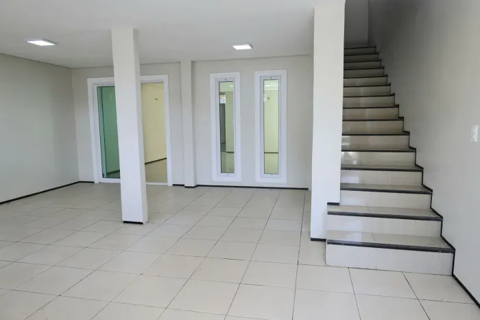 Casa à Venda - Vila Velha, Fortaleza