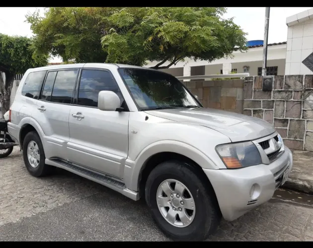 Mitsubishi Pajero Full GLS/gls/pkhpe 3.2 Dies.ti 5P 2003