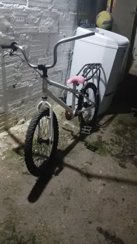 Vendo bicicleta ou troco por Celular