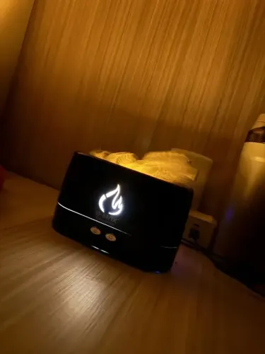 Difusor de Aromas e Umidificador 2 em 1 com Efeito Chama LED